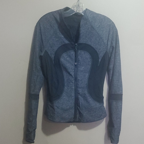 lululemon athletica Jackets & Blazers - Lululemon Gray and Black Zip-Up Lined Jacket Size 4